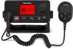 Raymarine Ray63 VHF -DCS meriradio  GPS:llä